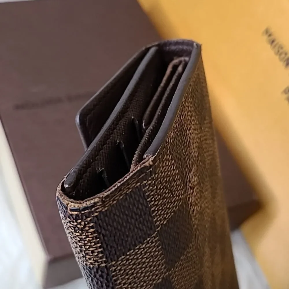 💯 Authentic Louis vuitton DE Long Wallet 🍀